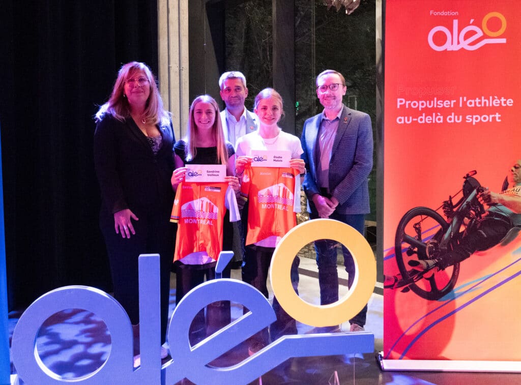 Patricia Demers, directrice générale de la Fondation Aléo, Sandrine Veilleux, Joseph Limare, directeur général de Montréal 2026, Élodie Marois et Pierre Czyzowicz, coprésident de TREK, cabinet de services financiers. (photo Thomas Clerget, Fondation Aléo)
